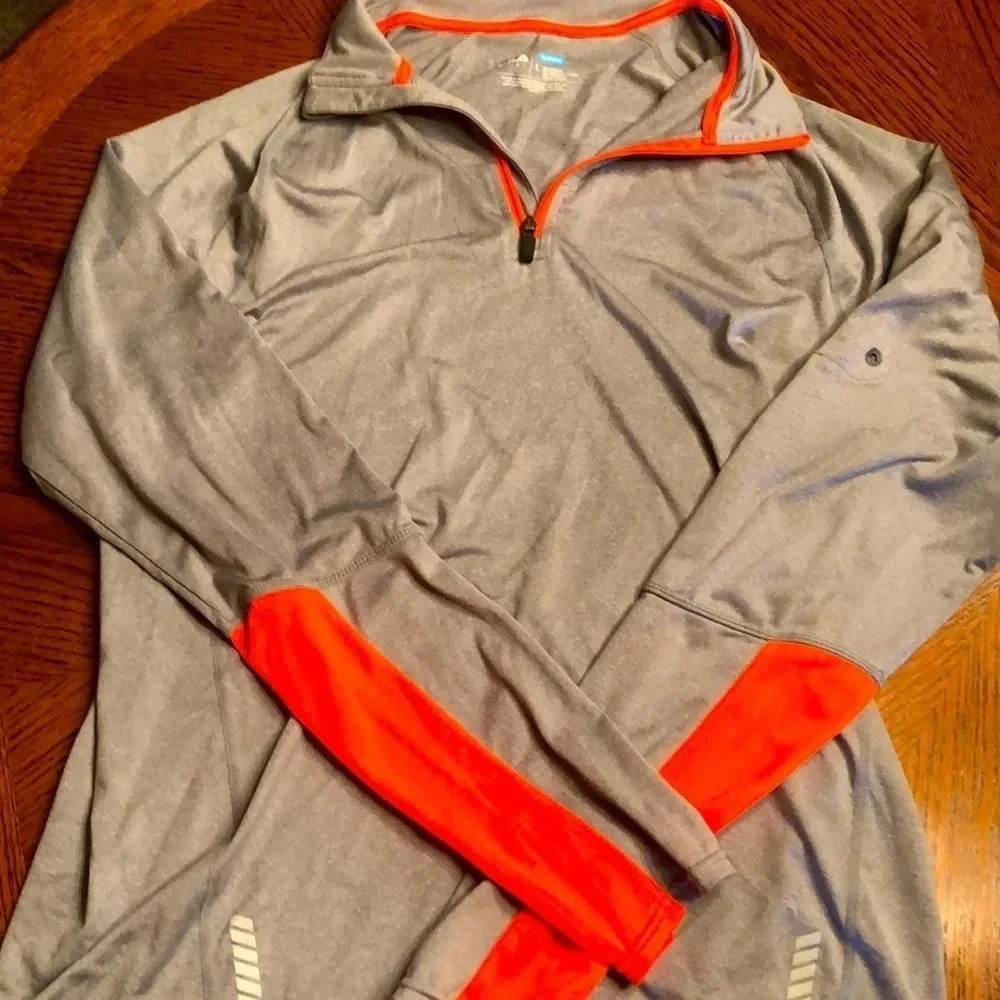 FILA Light Weight Running & Sport Shirt / Jacket - Picture 2 of 4